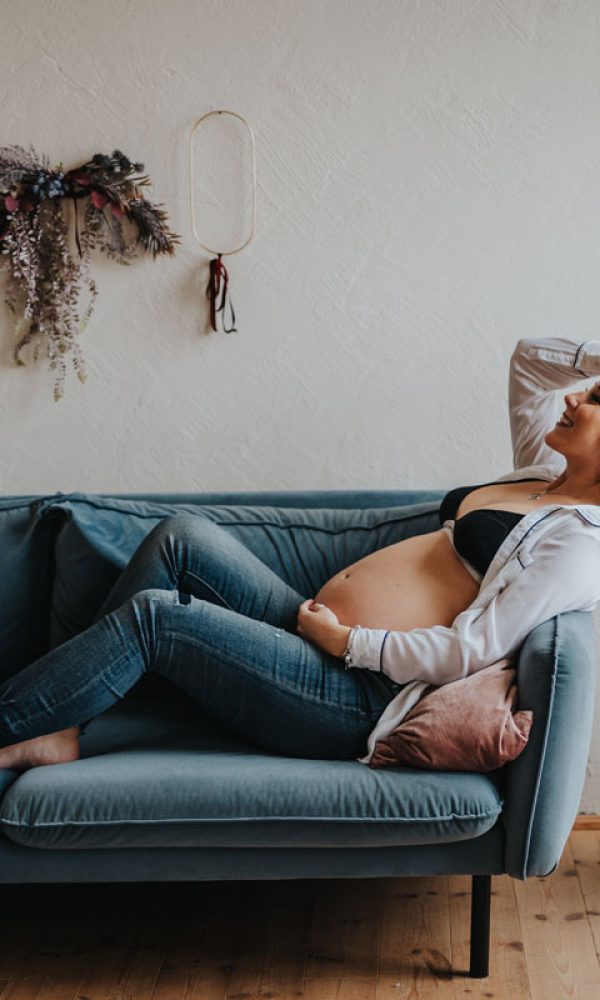 Babavárás egyéni női portré kismami